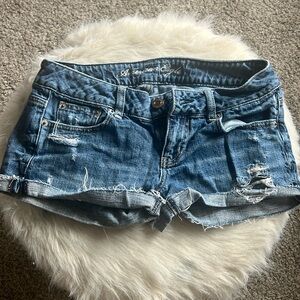 American eagle low rise shorts size 2